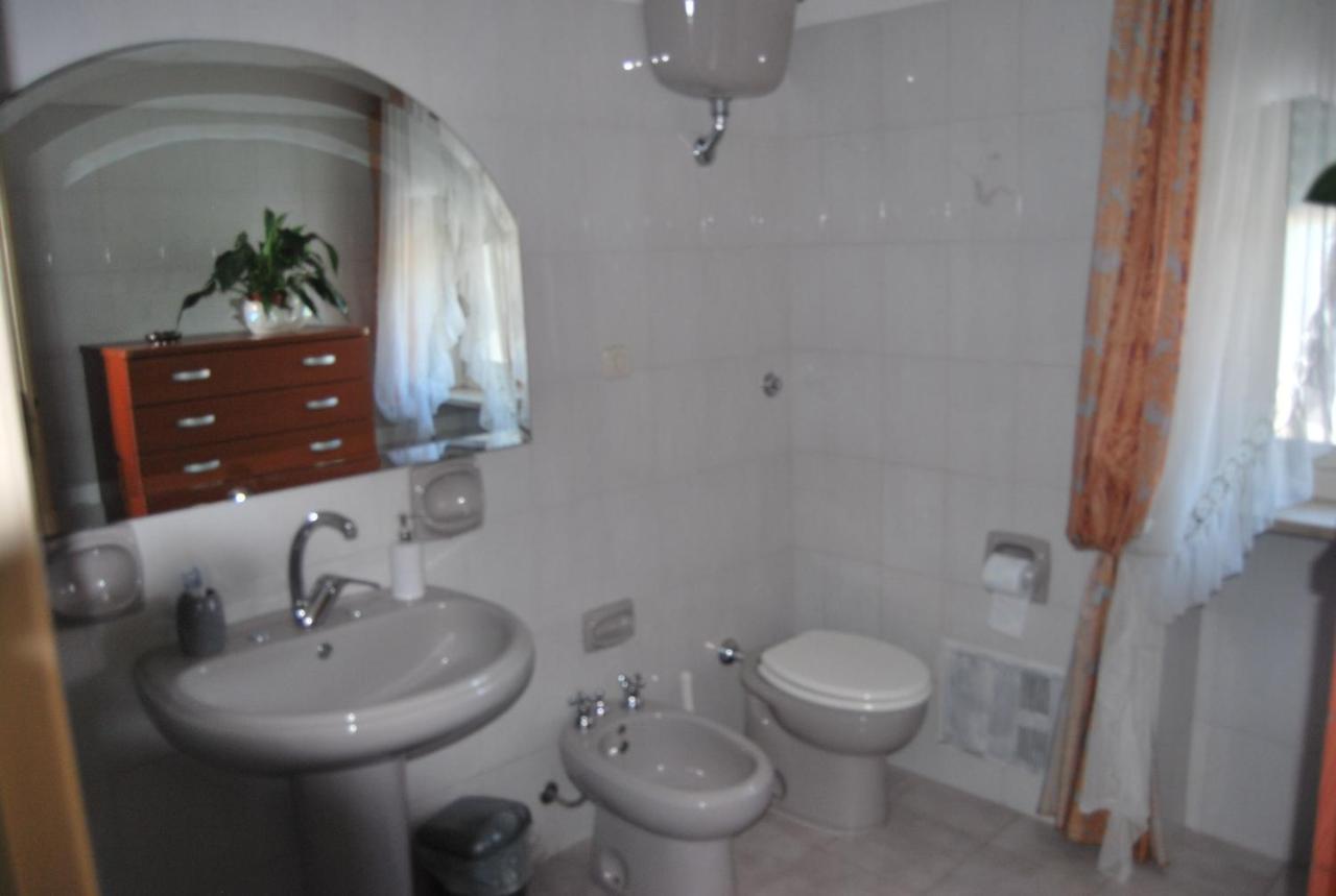 A Casa Di Lidia B&B Gaeta Kültér fotó
